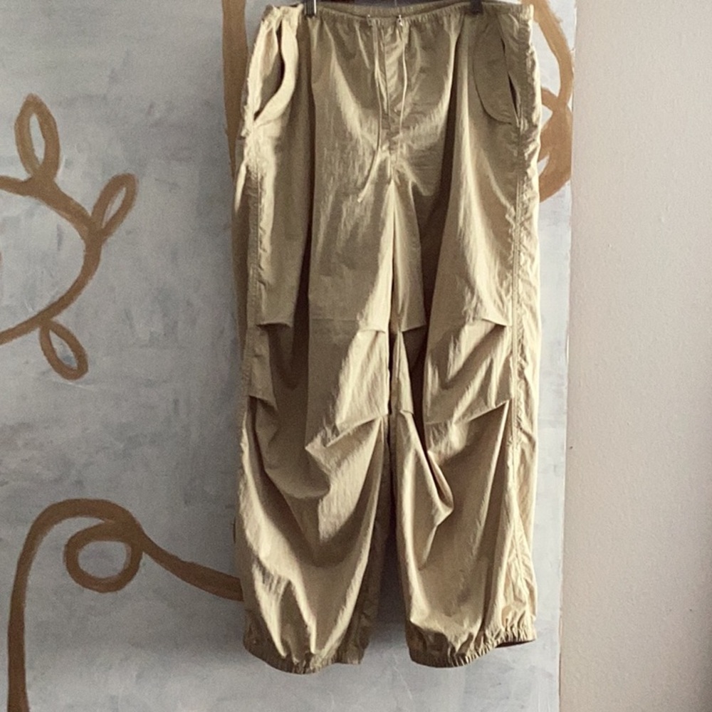 Divided H&M Tan Drawstring Parachute Skater Pants w/ front pockets
